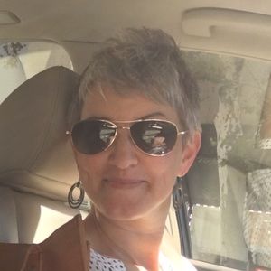 Meet your Posher, Diana